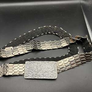 Women's Belt One Size Silver VTG Fish Scale Metal Stretch Disco Glam Classic